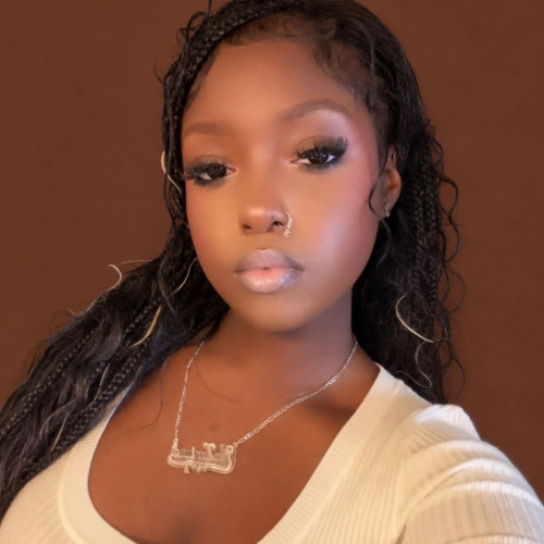 Nique M. profile photo