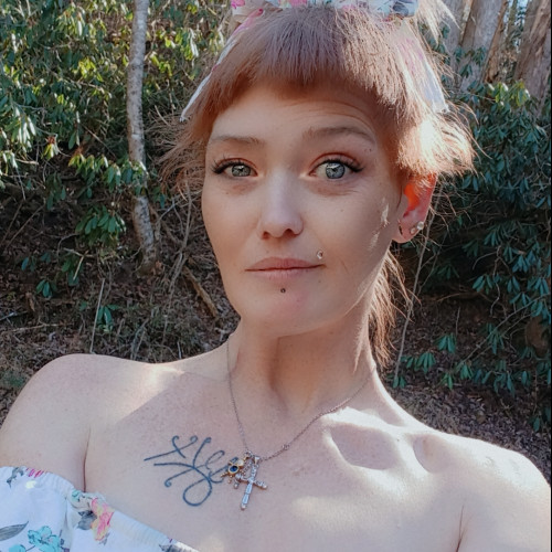 Kaitlan B. profile photo