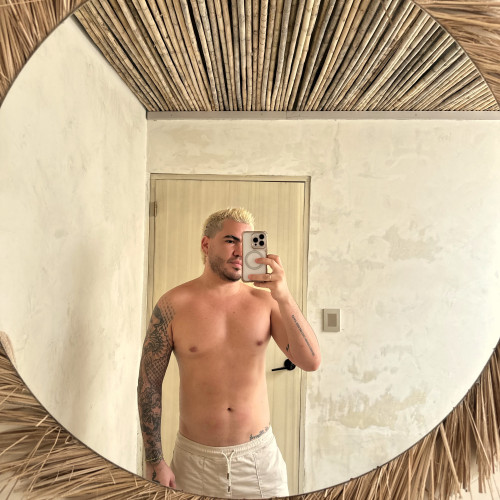 simon g. profile photo