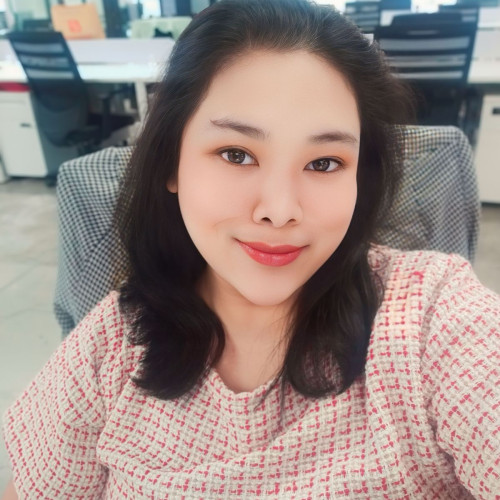 Mae L.