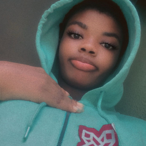 Leona L. profile photo