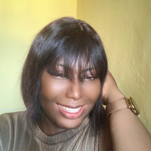 Lola l. profile photo