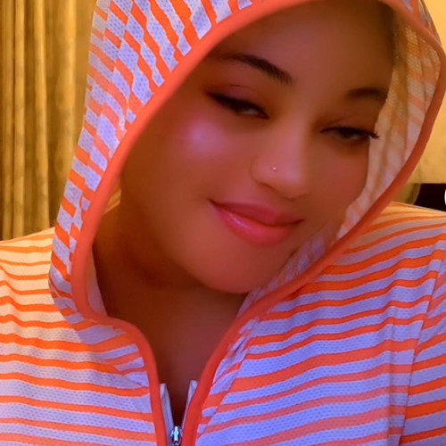 nana b.