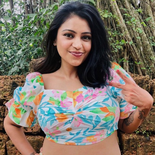 Raavi A.