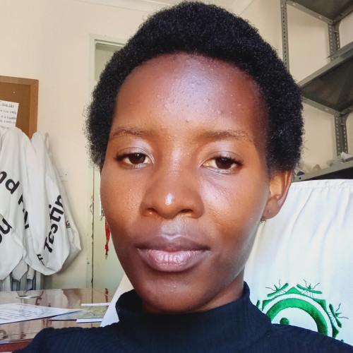 Tshiamo  M.