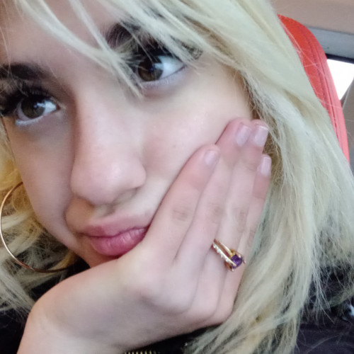 Ines R. profile photo