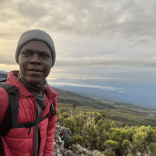 faraji m. profile photo