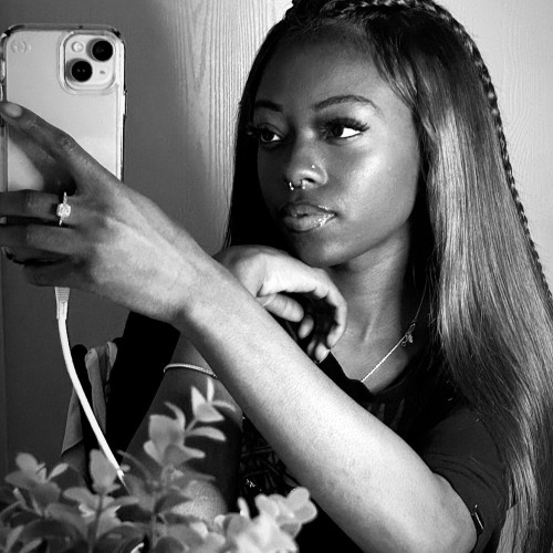 Tavesha H.