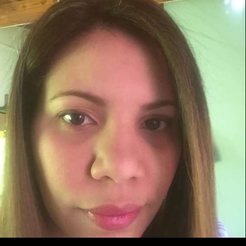 Elsy V.