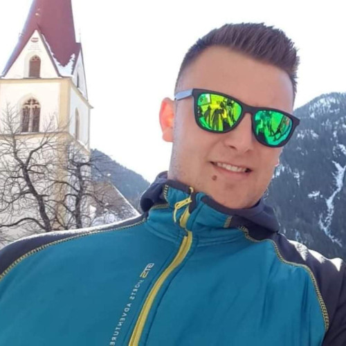 Dariusz M. profile photo
