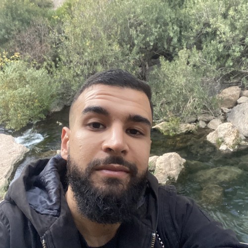 Issam D.