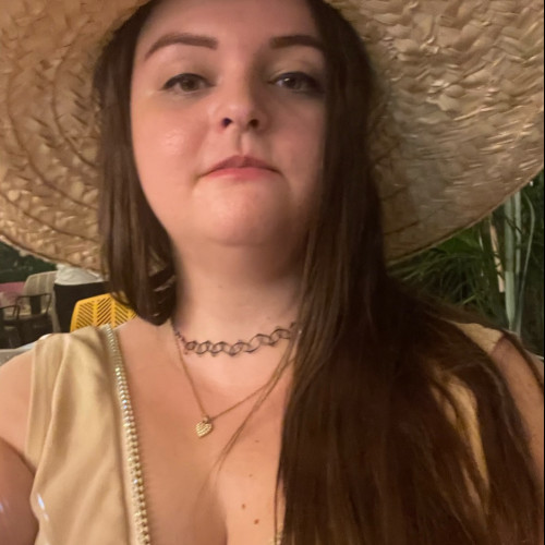 Nathalye C. profile photo