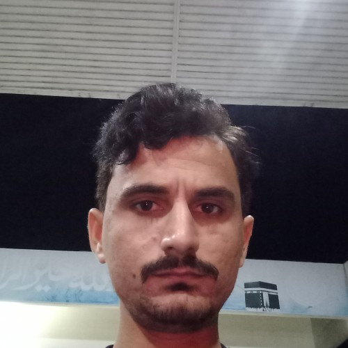 Ali R.