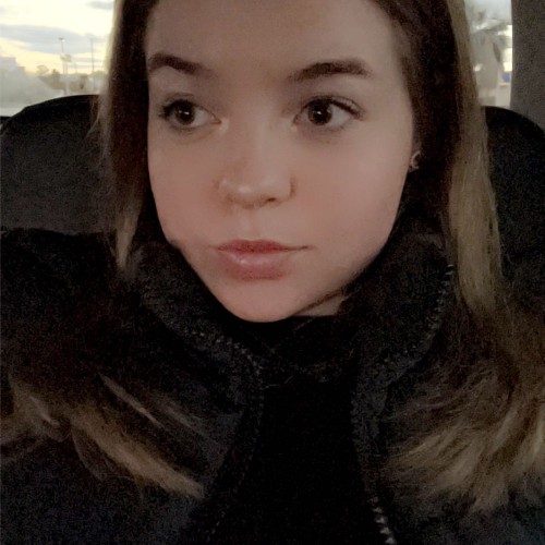 Zoey L.