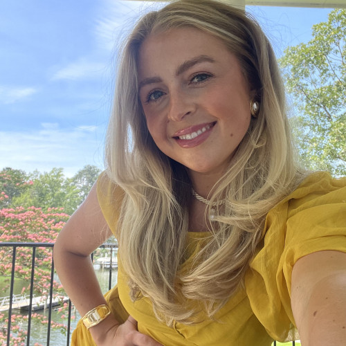 Carly B. profile photo