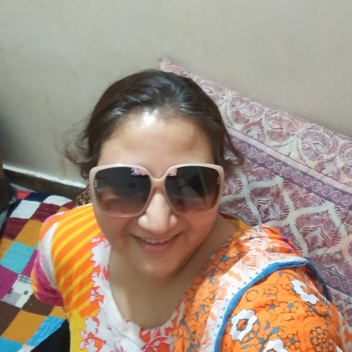 Aeyza K.
