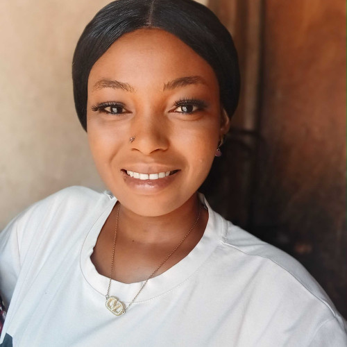 roselyn r. profile photo
