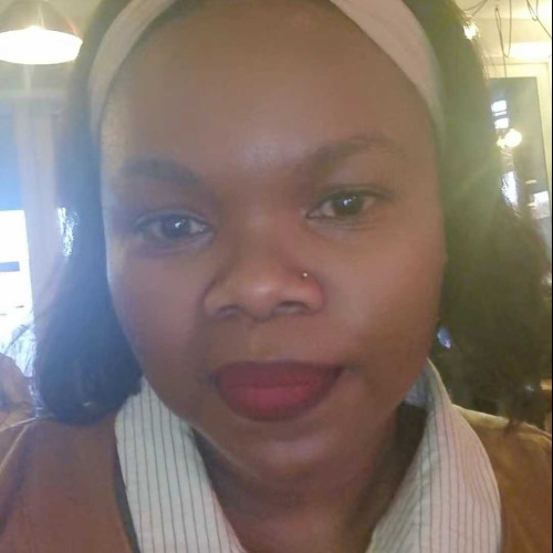 Sandie M. profile photo