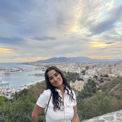 Elena O. profile photo