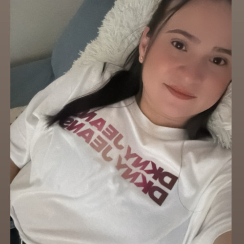Angie L. profile photo