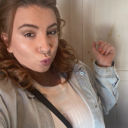 Aimee F. profile photo