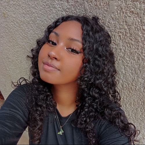 Lesly Angelina S.