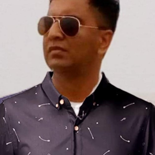 Rahul b.