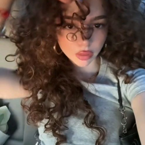 zara a. profile photo