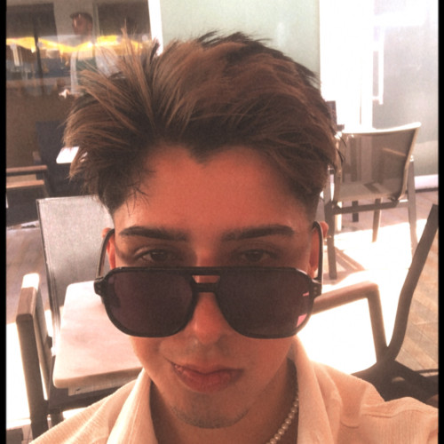 Berat i. profile photo