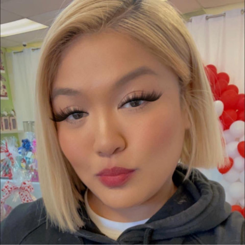 Elizabeth R. profile photo