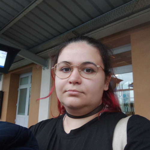 Mélina t. profile photo