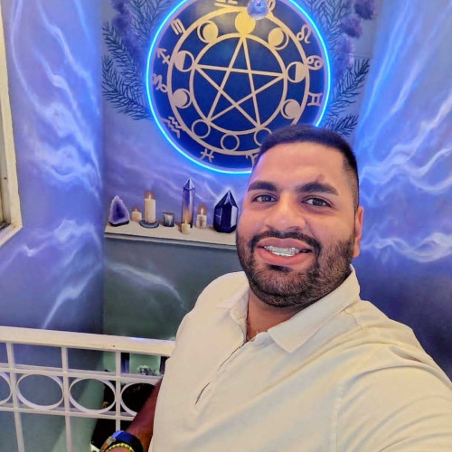 Luis c. profile photo