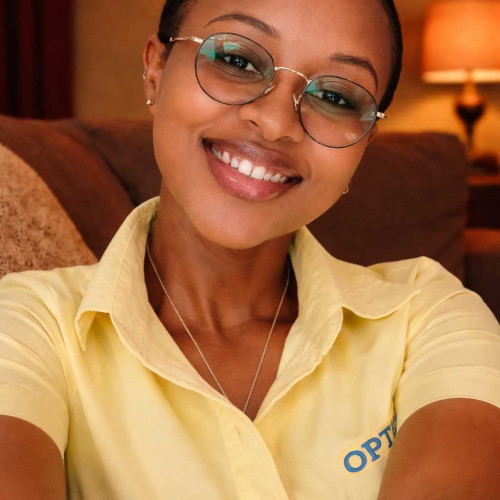 lee n. profile photo