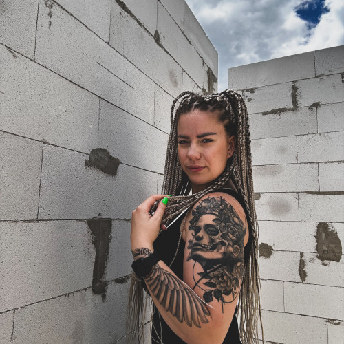 Nina M. profile photo