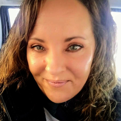 Angela L. profile photo