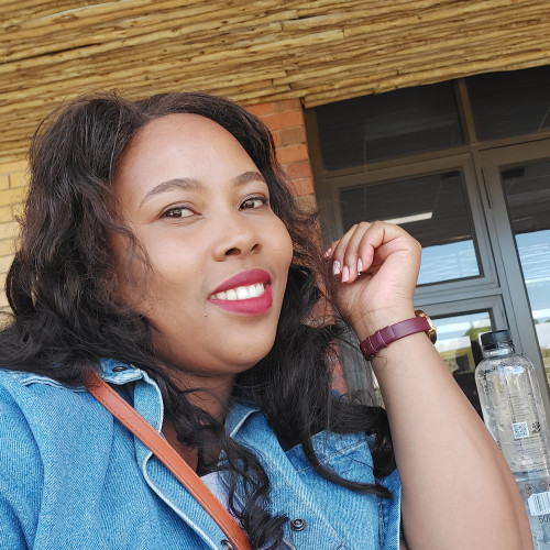 Maleche  L. profile photo