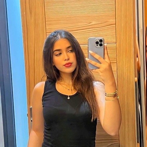 SALMA R. profile photo