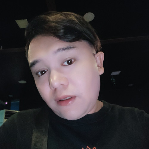 andy v. profile photo