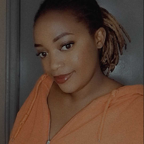 Beatrice K. profile photo