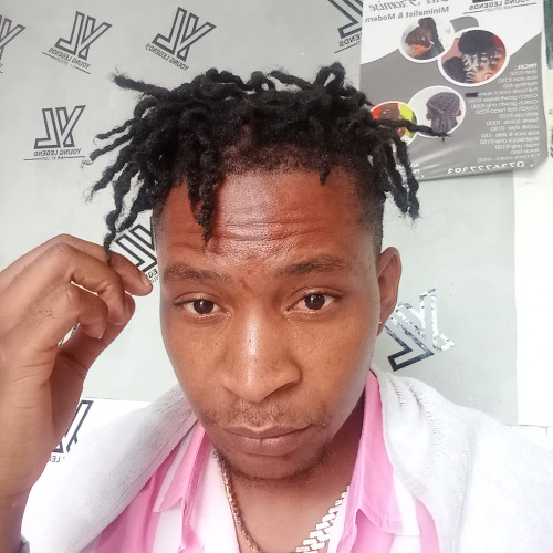 Elia R. profile photo