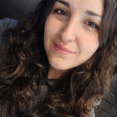 Clara E. profile photo