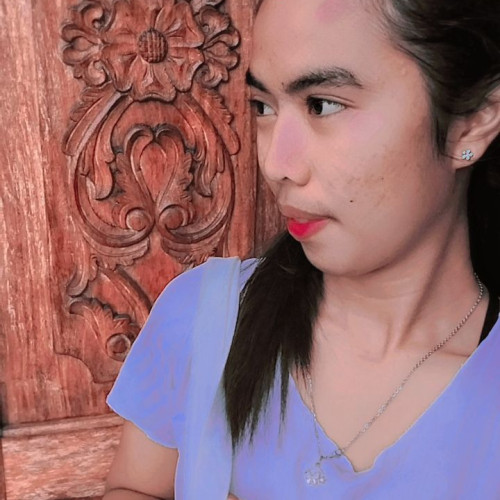 nhyle f. profile photo