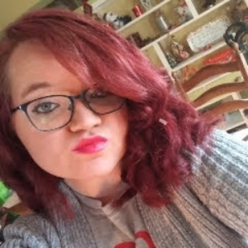 Dee E. profile photo