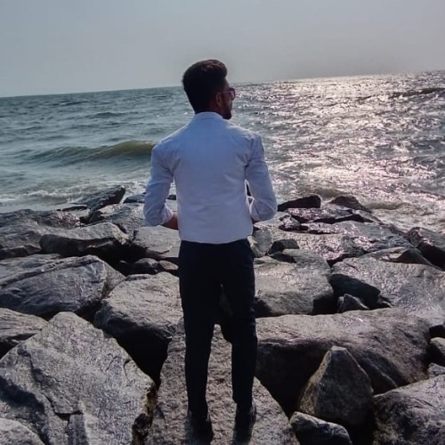 Khadar  K.