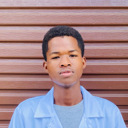 Junior M. profile photo