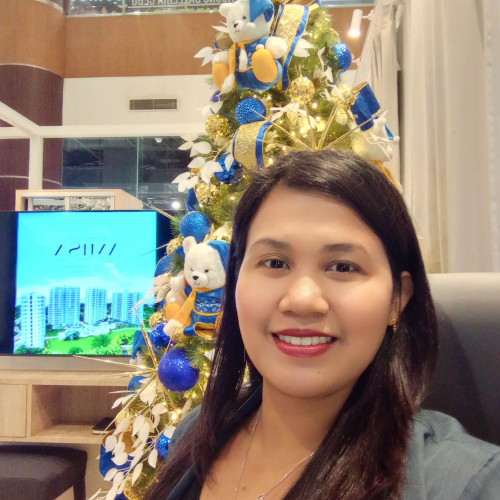 Elenita T. profile photo