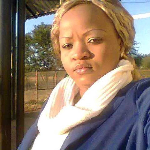 poppy L. profile photo