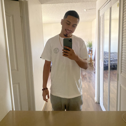 Julian C. profile photo