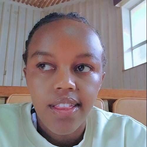 Evalyne M. profile photo