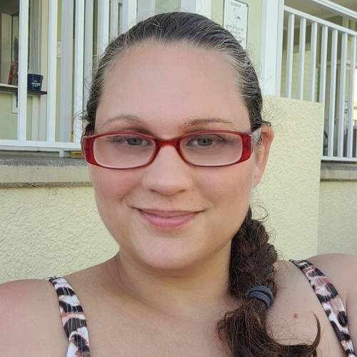 Luci F. profile photo